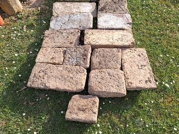 pavimentazione i  trachite 