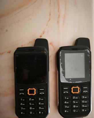 Cellulare con walkie talkie incorporato