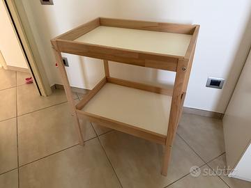 Fasciatoio di legno per neonati