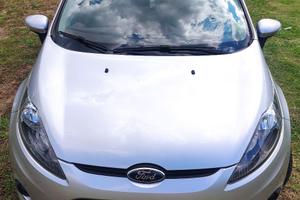 FORD Fiesta 1.2 82cv Benzina - OK Neopatentati