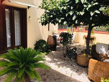 La casetta con giardino