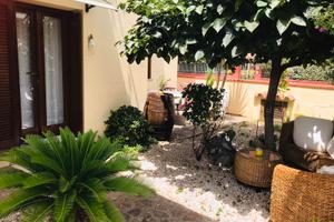 La casetta con giardino