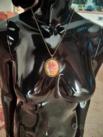 collana regolabile  con cammeo anni 80 con rosa ro