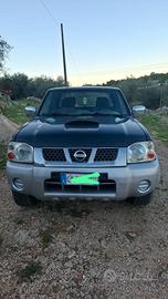 nissan navarra