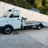 Iveco turbo daily carroatrezzi permuta