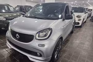 NUOVA SMART FORFOUR BRABUS STYLE EXCLUSIVE EDITION