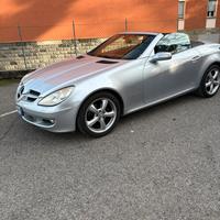 Auto Mercedes slk 200 kompressor motore 1800