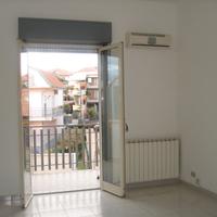 Motta s.a. bivani + garage