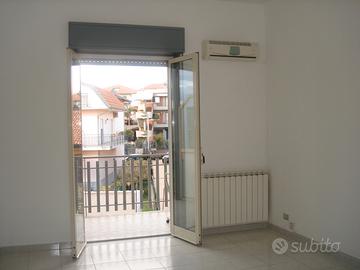 Motta s.a. bivani + garage