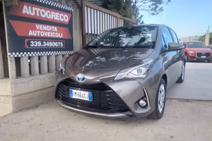 Toyota Yaris 1.5 Hybrid 5 porte Business