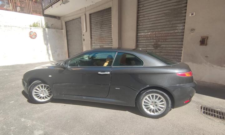 Alfa Romeo GT 1.9 JTD 16V distintive ad amatore