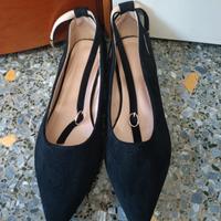 ballerine a punta con cinturino nero 