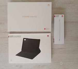 Tablet Huawei Mate Pad 11 / 2023 con accessori