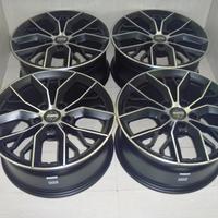 Cerchi in lega Momo MASSIMO 17 5X114.3