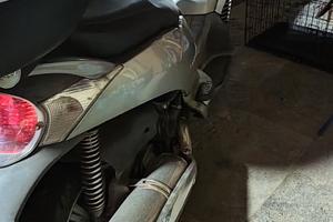 Aprilia scarabeo 500 light 