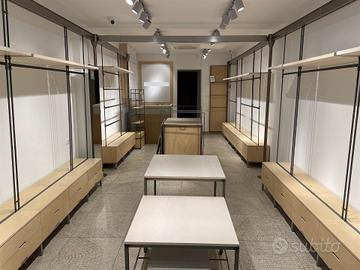 Rif.4081L| negozio chioggia