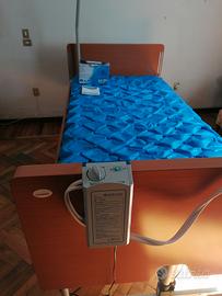 Letto per degenza anziani 