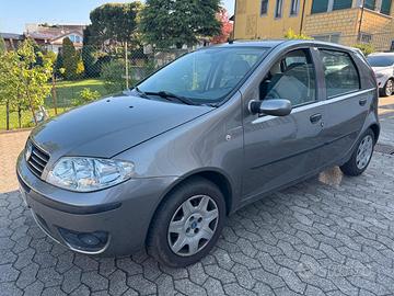 Fiat Punto 1.2 5 porte Dynamic*NEOPATENTATI
