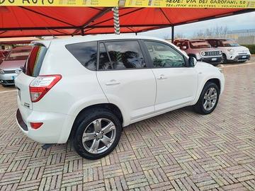 Toyota RAV 4 RAV4 Crossover 2.2 D-Cat 177 CV Execu