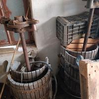 presse per vino da sistemare