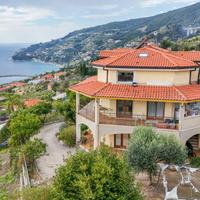 Villetta Trifamiliare Ospedaletti