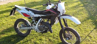 Husqvarna SMS 125 2T (2012)