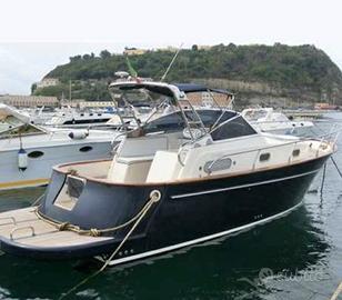 Gozzo Di Donna Serapo 30 bimotore linea d'asse