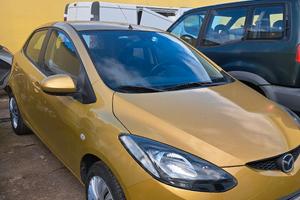 Mazda 2  5 porte 1.4 tdi