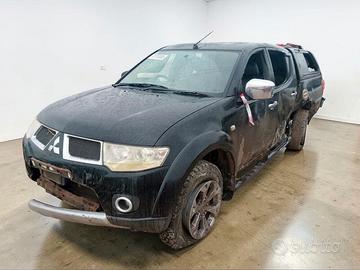 2013 MOTORE 4D56 MITSUBISHI L200 2.5D DI-D 4X4 BAR