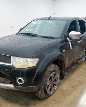 2013 MOTORE 4D56 MITSUBISHI L200 2.5D DI-D 4X4 BAR