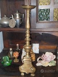 candelabro in bronzo