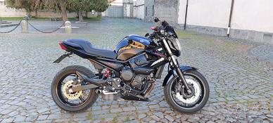 Yamaha XJ6 2012 – 40.890 km – gomme come nuove