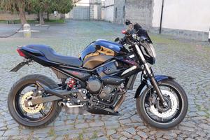 Yamaha XJ6 2012 – 40.890 km – gomme come nuove