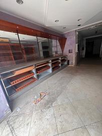 Locale zona Cantieri Navali/ Acquasanta