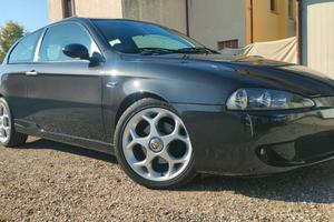 Alfa Romeo 147 2.0i 16V Twin Spark 150 CV 3p. Dist