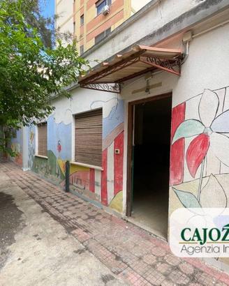Appartamento di 255 m² con più di 5 locali e box a