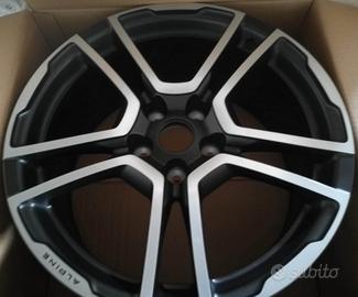 Cerchi in lega 18 pollici originali RENAULT ALPINE