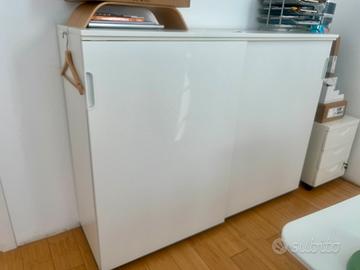 Armadio IKEA GALANT con ante scorrevoli
