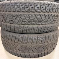 Gomme 235/60/17 invernali Pirelli