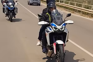 Afriva Twin CRF 1100 ES 06/2024