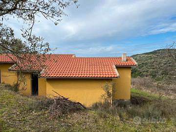 Casa da ultimare con vista