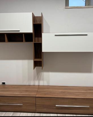 Parete attrezzata salotto