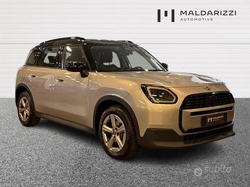 MINI Mini Countryman 2.0 48V D Classic auto