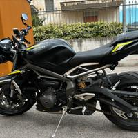 Triumph street triple rs