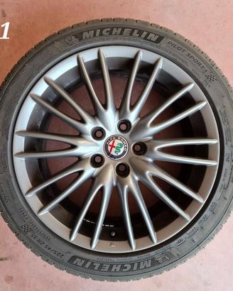 Cerchi originali Alfa Romeo + pneumatici Michelin