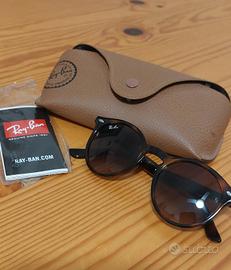 Occhiali da sole Ray-Ban modello RJ9064S Wayfarer 