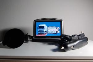 Tom Tom Go - 730 Truck