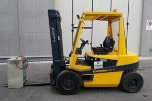 CARRELLO ELEVATORE ROBUSTUS Mod. SE 30