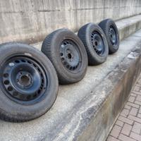 ruote complete di cerchioni e gomme invernali 