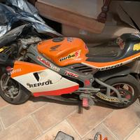 Minimoto Repsol